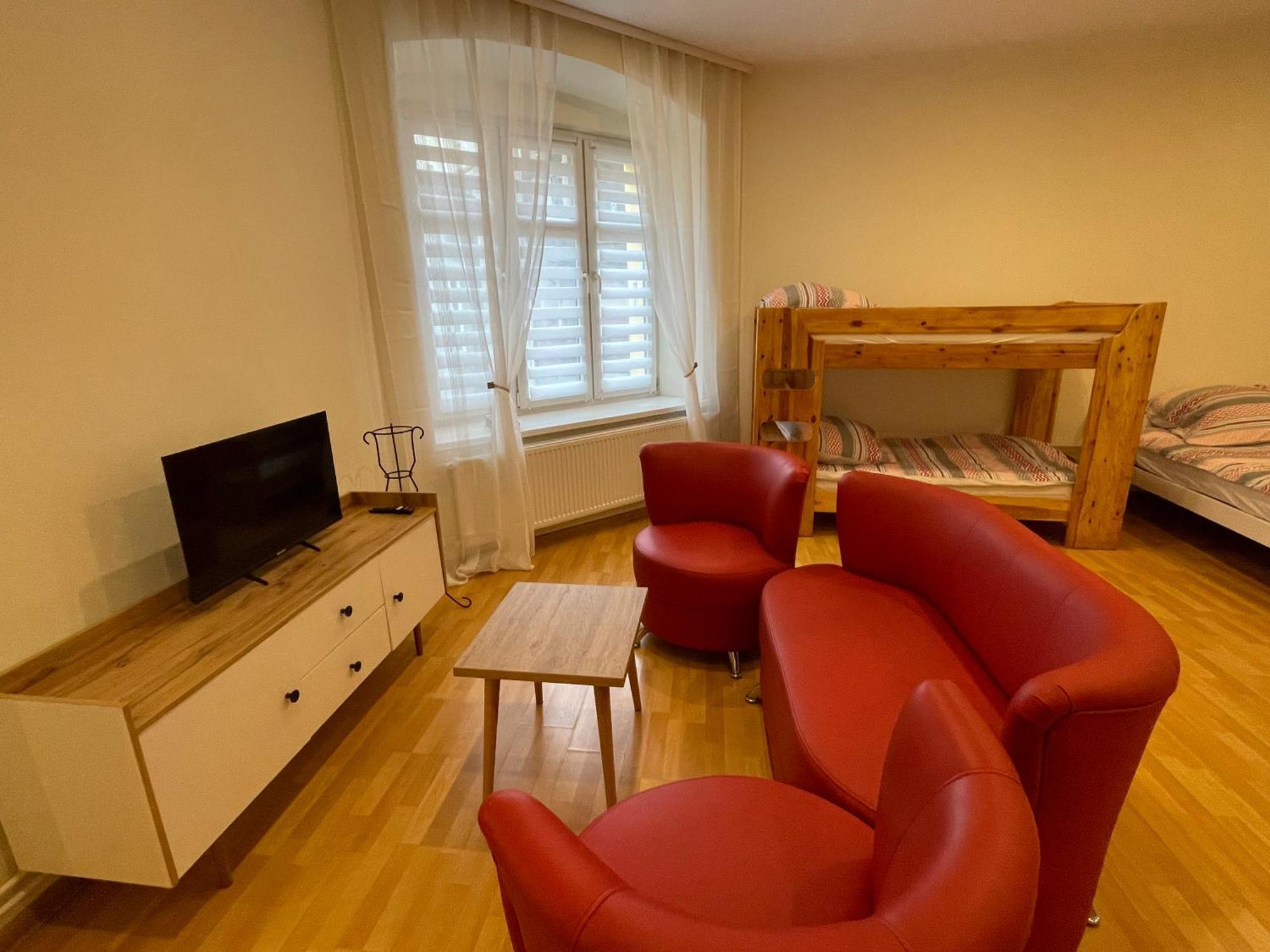Apartamenty Przy Starym Miescie 琴斯托霍瓦 外观 照片